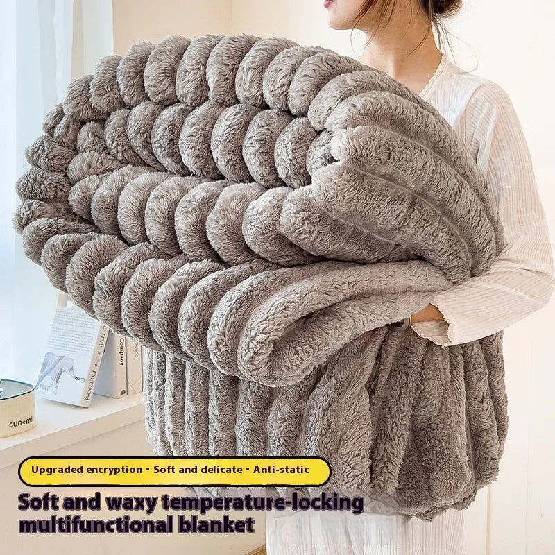 Faux Rabbit Fur Throw Blanket – Soft & Luxurious